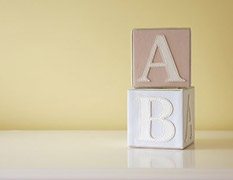 Buchstabenw�rfel mit A und B