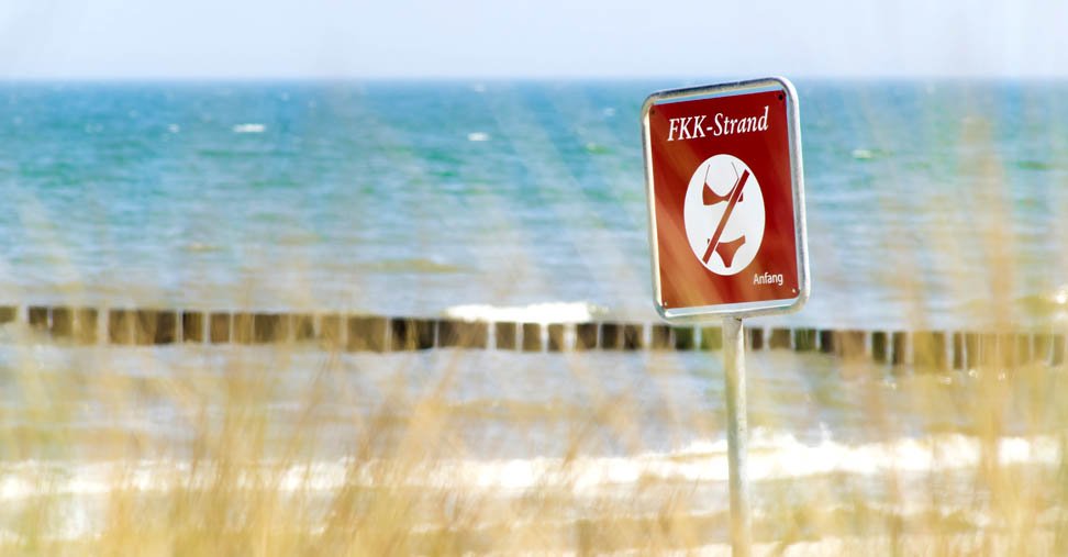 FKK-Strand - Nudisten - FKK-Publikum