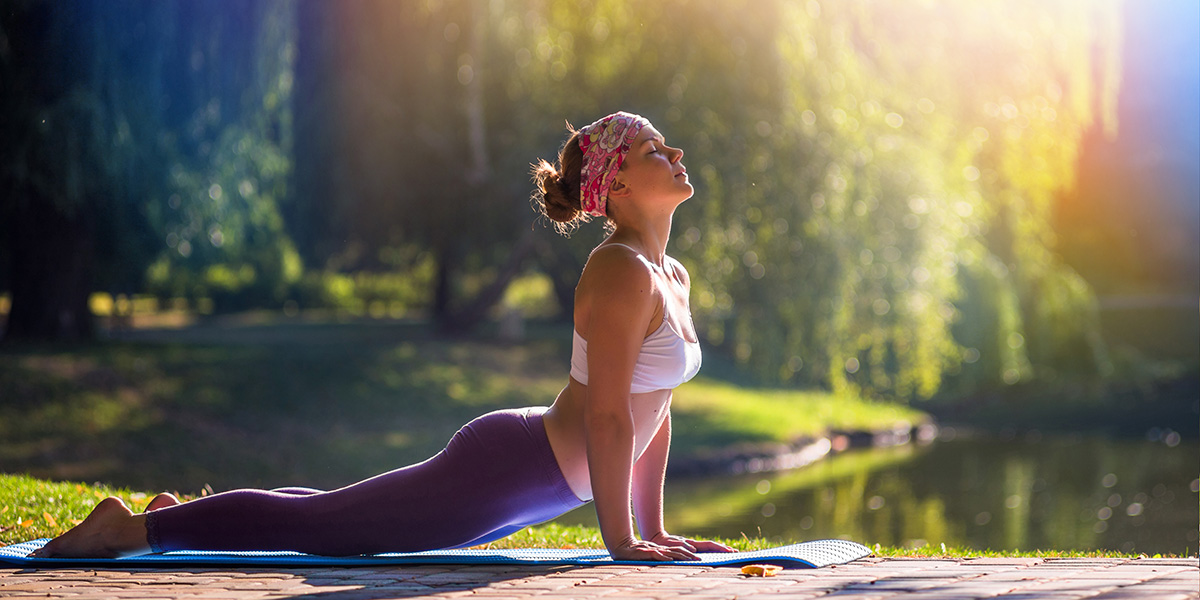 vorschaubild die vorteile von yoga im urlaub - trend ganzheitlichkeit