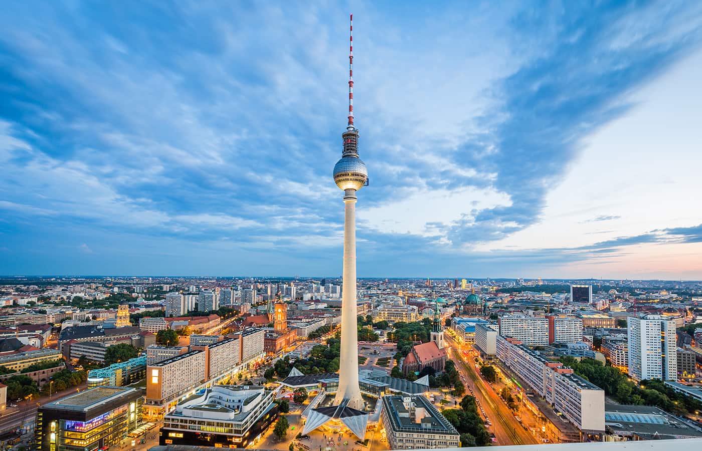 Blick auf den Fernsehturm, Berlin-Alexanderplatz