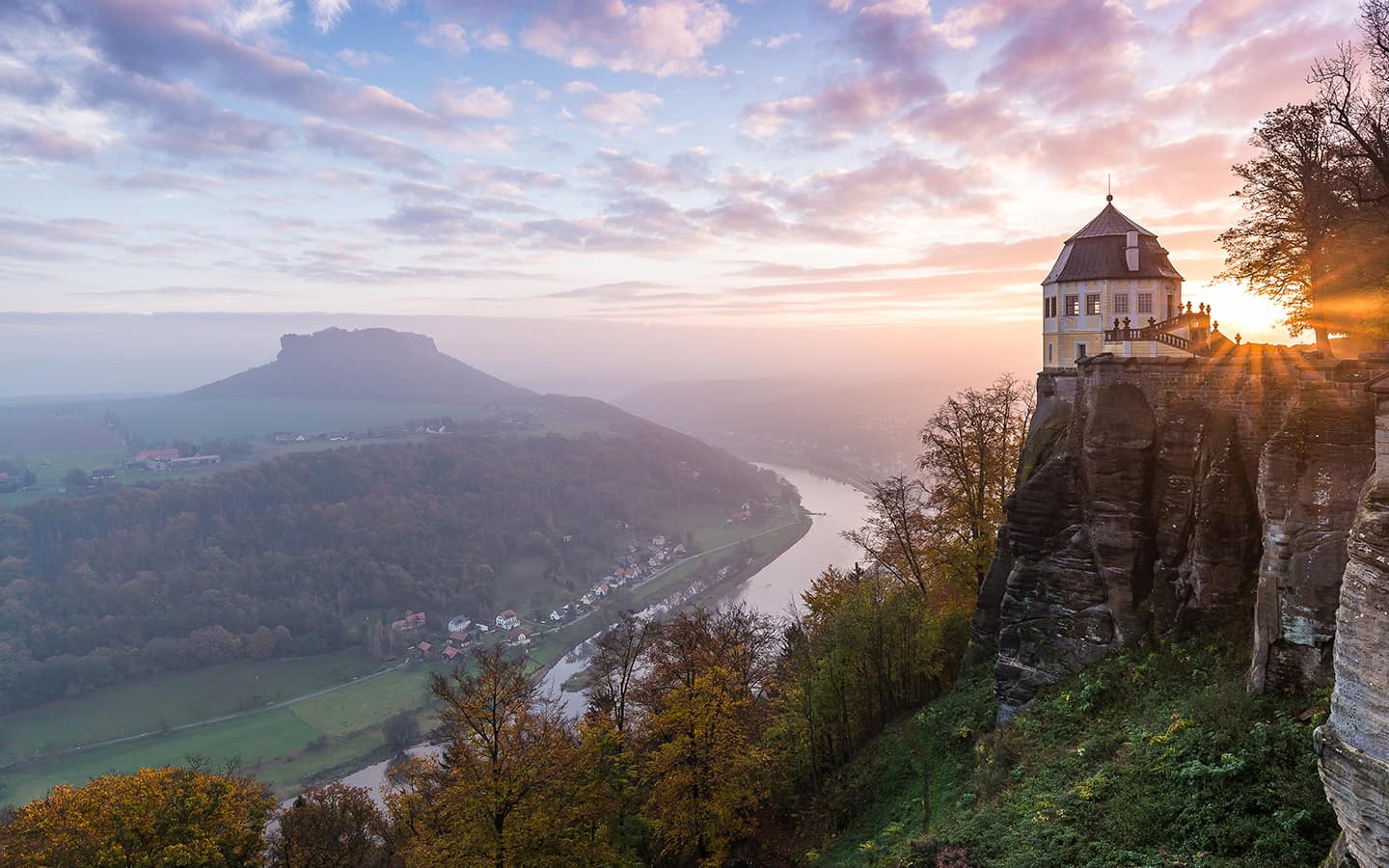 Lilienstein im Elbtal and Friedrichsburg an der Festung Königstein