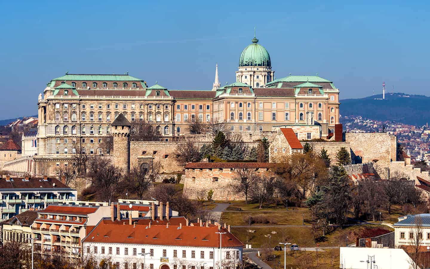 Burgpalast, Budapest mit Skyline, Ungarn
