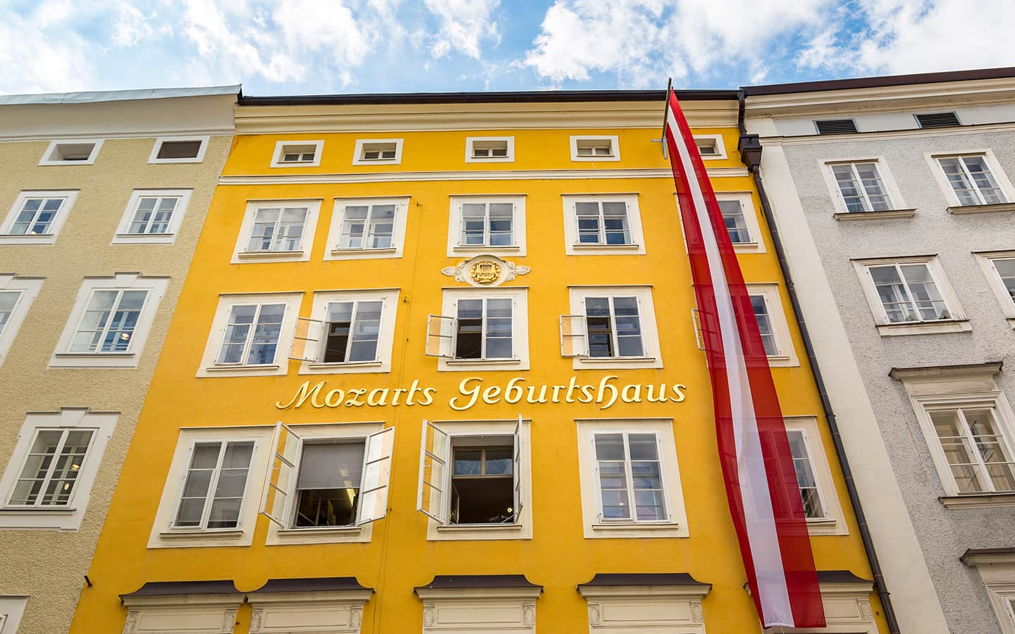 Geburtsort Wolfgang Amadeus Mozart in Salzburg an einem schönen Sommertag in Österreich