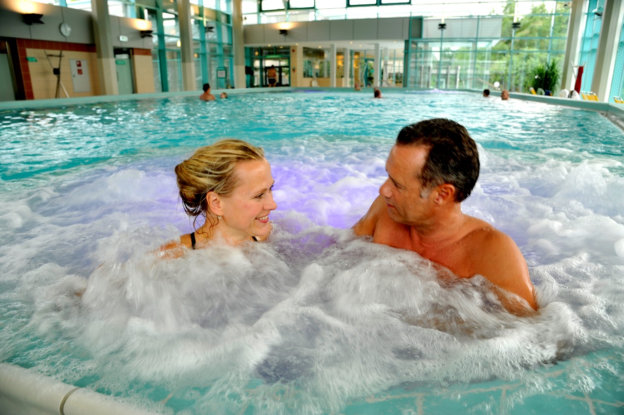 3 Romantische Wellnesstage in Bad Bevensen inkl. Wellness-Therme für 2 Tage  & Candle-Light-Dinner in Bad Bevensen von Haus Roseneck mit THERMEplus