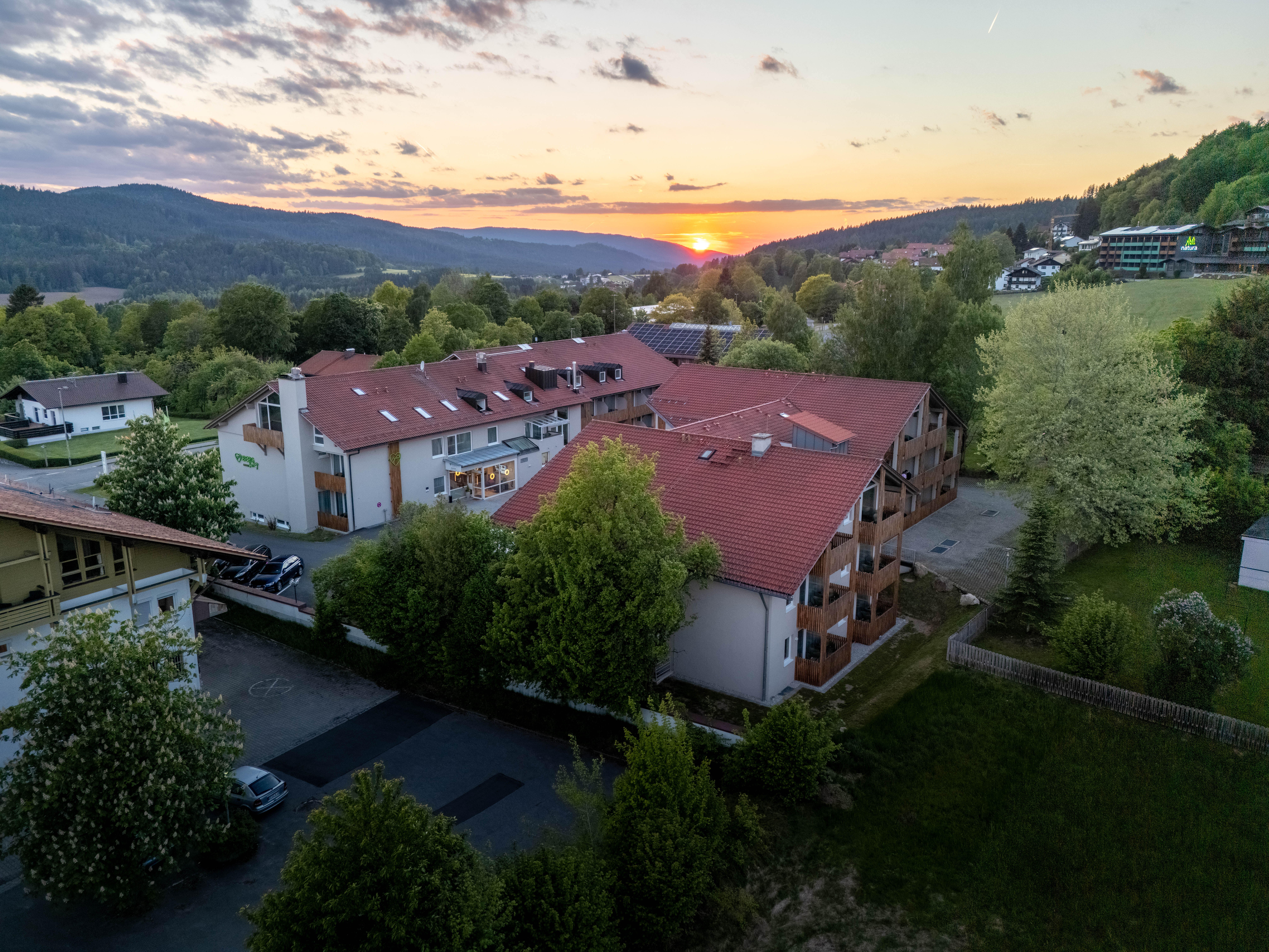 BERGlässig Hotel Bodenmais 2026 | Arrangements ab 219€ finden